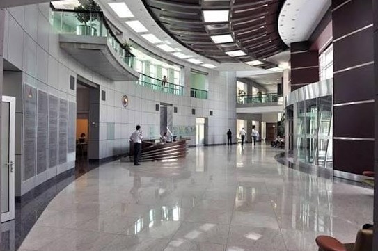 TOBB ETÜ Hospital interior
